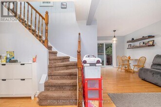 45 Raftus Square in Ottawa, ON - Building Photo - Building Photo