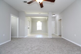701 Thornwood Pl in Pensacola, FL - Building Photo - Building Photo