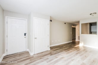 1339 S 28th St in Louisville, KY - Foto de edificio - Building Photo