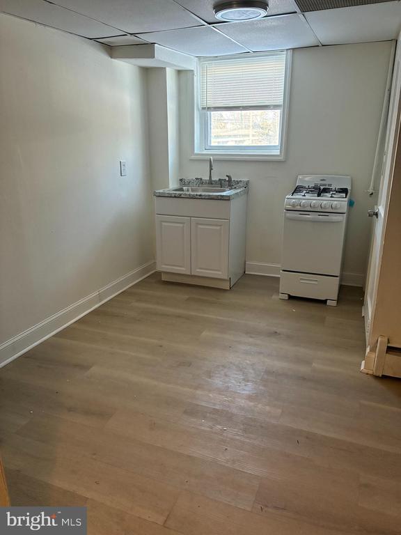 property at 1800 Garrett Rd