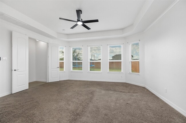 property at 2923 Golden Honey Ln