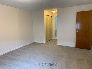 3 Viking Ct in Arlington, MA - Building Photo - Building Photo