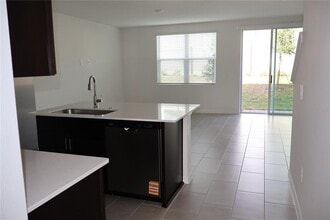 16310 Bird of Paradise Ave in Clermont, FL - Building Photo - Building Photo