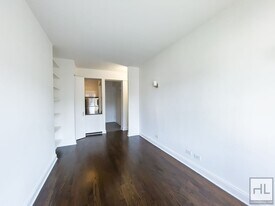 WEST 22 STREET in New York, NY - Building Photo