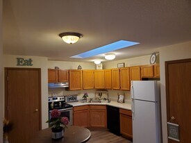376 Cross St, Unit 376 cross, #4 in Amherst, WI - Building Photo