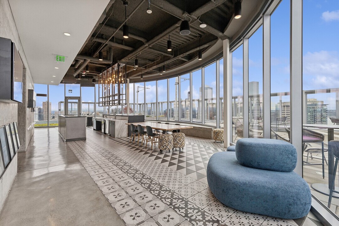 AMLI Arc in Seattle, WA - Building Photo