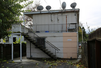 1011 W St in Sacramento, CA - Foto de edificio - Building Photo