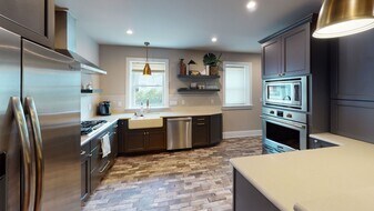 1315 15th Ave S in Nashville, TN - Building Photo