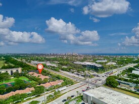 5121 Sabal Gardens Ln in Boca Raton, FL - Building Photo