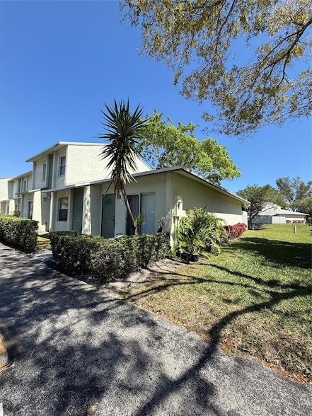 property at 873 Crystal Lake Dr