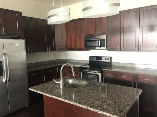 826 N Broad St-Unit -3 in Philadelphia, PA - Foto de edificio - Building Photo