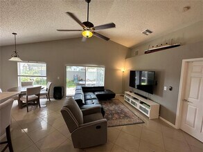 209 Aberdeen St in Davenport, FL - Building Photo - Building Photo