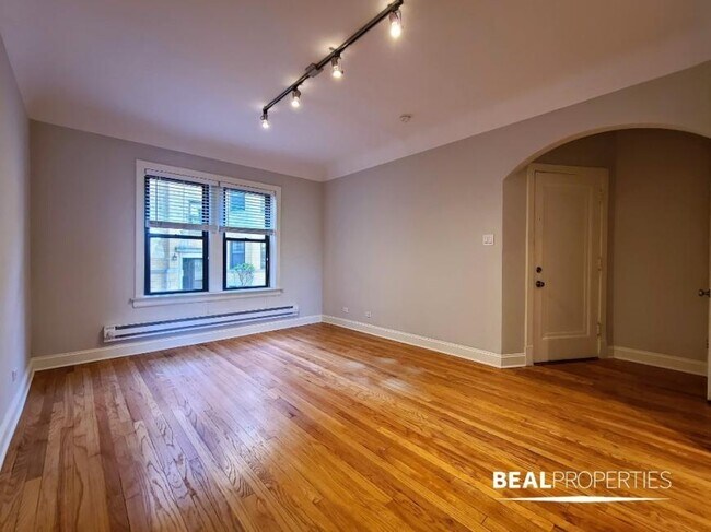 2321 N Rockwell St in Chicago, IL - Building Photo - Building Photo