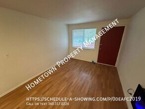 7801 Pacific Ave SE in Lacey, WA - Building Photo - Building Photo