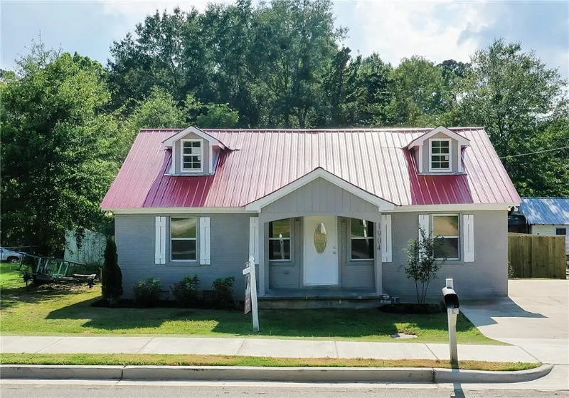 1904 S Long St in Opelika, AL - Building Photo