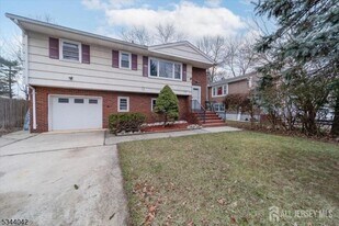 773 Magnolia Rd, Unit 55211 in North Brunswick, NJ - Building Photo