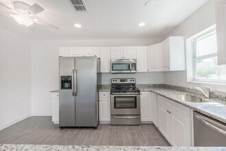 1408 Florida Ave-Unit -Unit C in West Palm Beach, FL - Building Photo - Building Photo