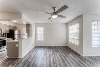Cypress Trail Apartments in New Port Richey, FL - Building Photo - Building Photo