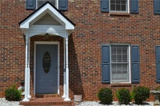 1591 Willow Bend Way in Snellville, GA - Building Photo - Building Photo