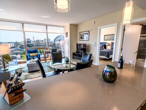 355 Atlantic St in Stamford, CT - Building Photo - Building Photo