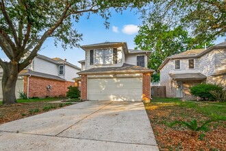 16318 N Glade Dr in Houston, TX - Building Photo - Building Photo