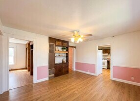 82 Flint St, Unit 2 in Salem, MA - Building Photo