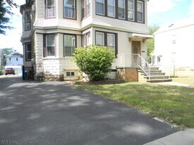 18 Williamson Ave in Bloomfield, NJ - Building Photo