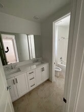 356 Merit in Irvine, CA - Building Photo - Building Photo