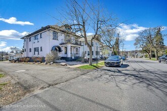 1814 Olive St in Scranton, PA - Foto de edificio - Building Photo