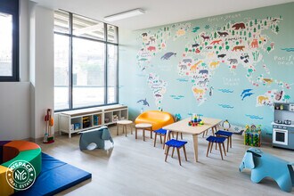 181 Front St in Brooklyn, NY - Foto de edificio - Building Photo