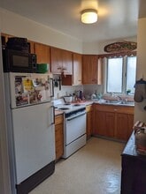 927 E State St, Unit 2R in Ithaca, NY - Building Photo - Building Photo