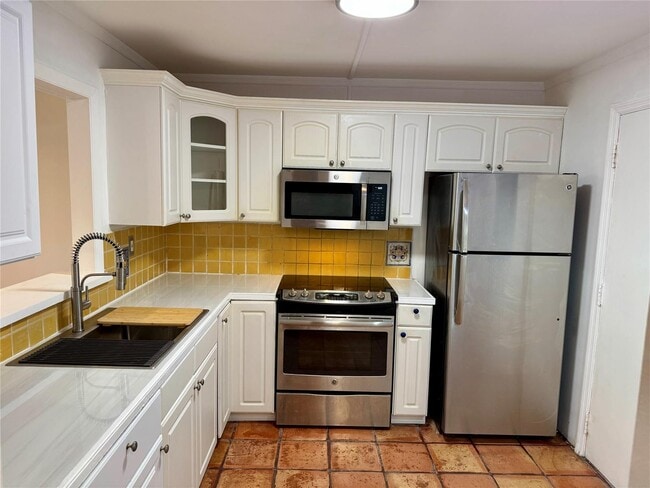 406 NW 68th Ave, Unit 107