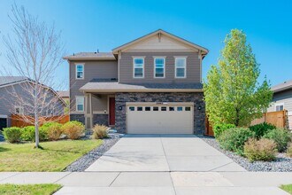25062 E Cedar Pl in Aurora, CO - Building Photo - Building Photo