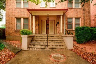 1902 Nueces St in Austin, TX - Building Photo