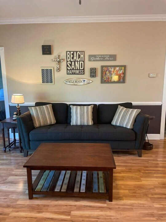 4885 Magnolia Pointe Ln in Myrtle Beach, SC - Foto de edificio
