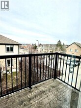 185 Windale Crescent in Kitchener, ON - Building Photo - Building Photo