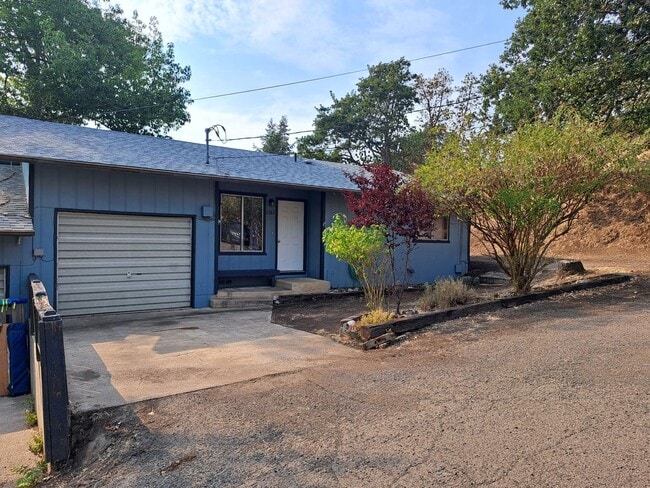 property at 1165 NE Ridge Ave
