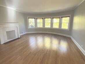 8906 Ewing Ave in Evanston, IL - Building Photo - Building Photo