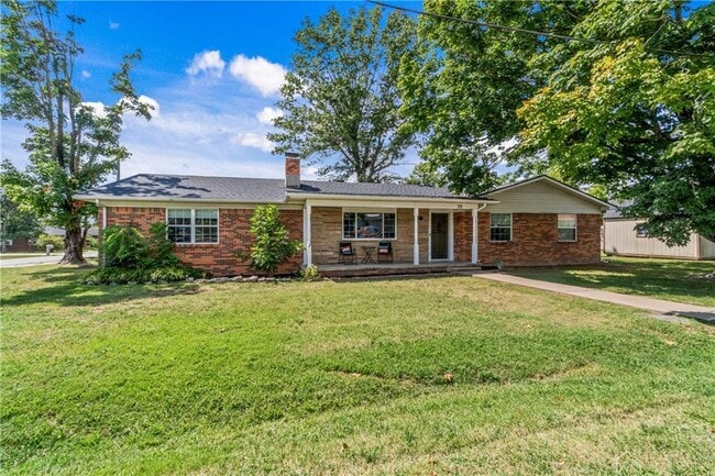 property at 701 NW Ford Ln