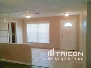 1122 Ibsen Ave in Orlando, FL - Building Photo - Building Photo