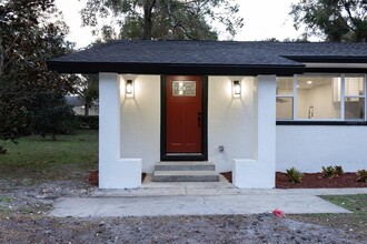 470 W Central Pkwy in Altamonte Springs, FL - Building Photo - Building Photo