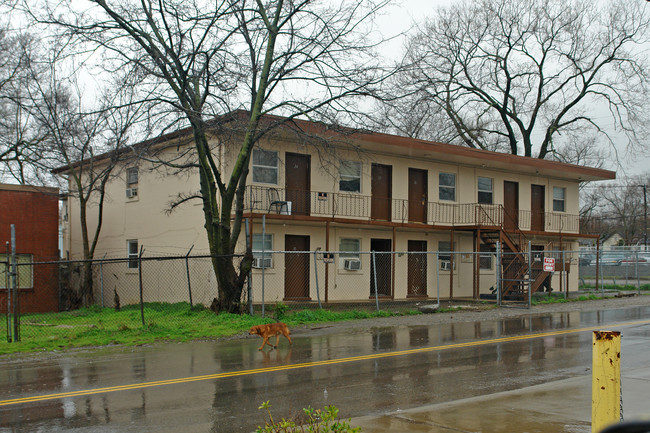 Titans Terrace in Nashville, TN - Foto de edificio - Building Photo