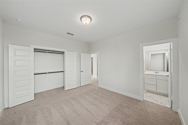 property at 5623 Logan Ridge Ln