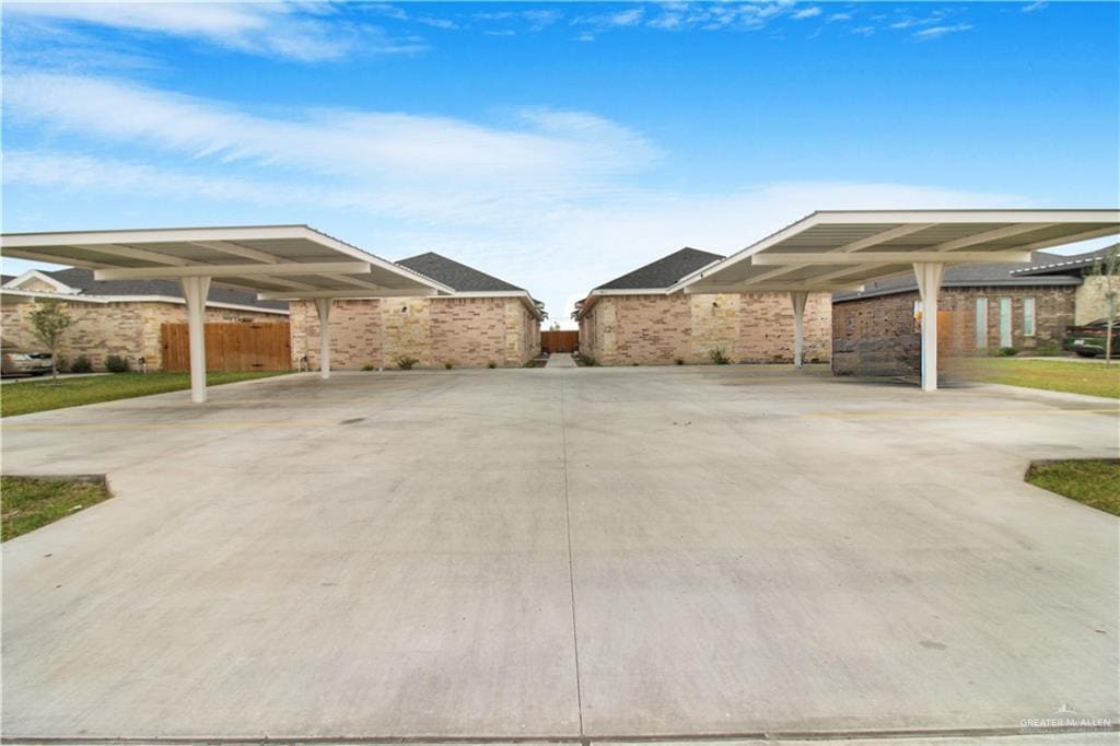 17 Israel E Ave in Alton, TX - Building Photo