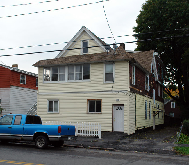 1831 Grant Blvd in Syracuse, NY - Foto de edificio - Building Photo