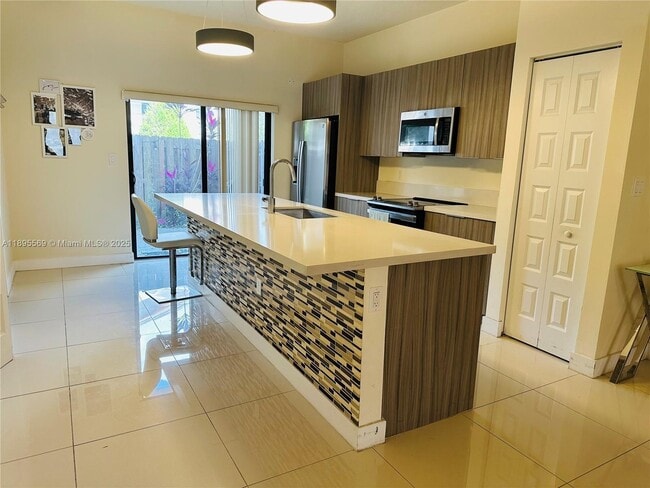 7855 NW 104th Ave, Unit 5