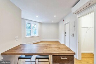 5150 Ridge Ave in Philadelphia, PA - Building Photo - Building Photo