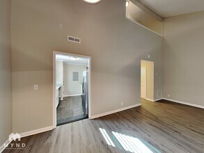 3268 Priest Woods Dr in Nashville, TN - Foto de edificio - Building Photo
