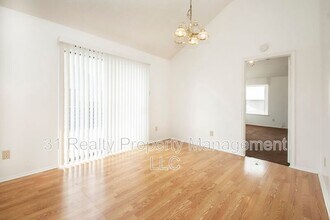 436 Chestnut Ln in Desoto, TX - Foto de edificio - Building Photo