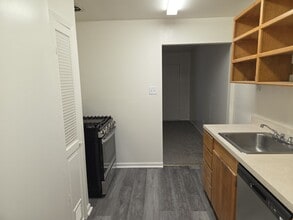 808 Los Angeles Ave in South Lake Tahoe, CA - Building Photo - Building Photo